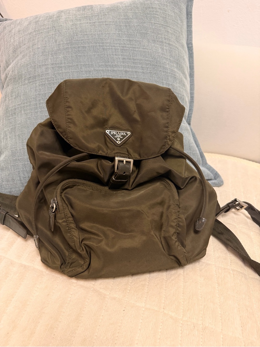 Prada green Nylon Drawstring Backpack. Excellent condition! - Picture 2 of 10